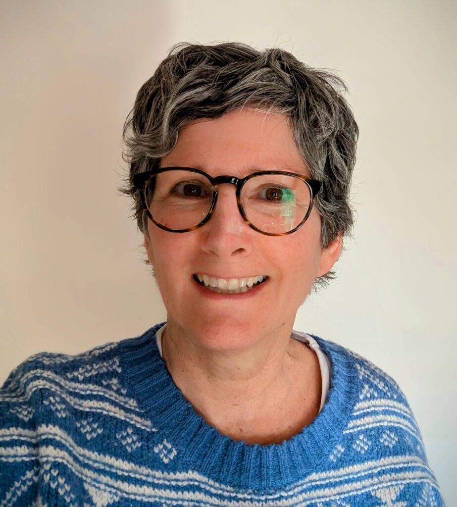 head shot of Dawn Johnston Headshot of Dawn